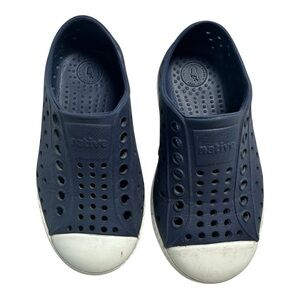 Native Jefferson Navy Blue Perforated Waterproof Sneaker Shoes Toddler Size C8